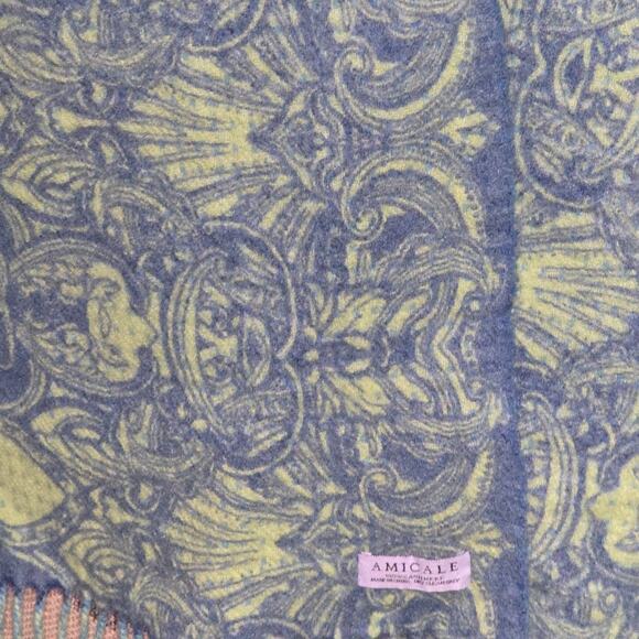Amicale 100% CASHMERE Designer Blue and Green Patterned Scarf - Picture 6 of 6